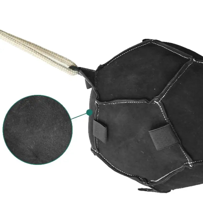 Horse Enrichment Toys Interactive Training Feeder Hay Ball Stall Toy For Horses For Goat Cow Sheep Livestock Cattle Barn Farm